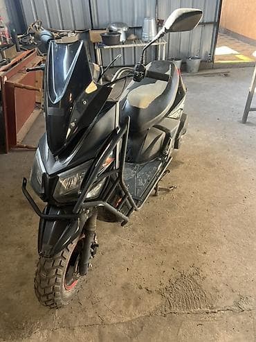 продам мот: Скутер 50–125 см³ (кросс-стиль), черный Описание: - Агрессивный — 1