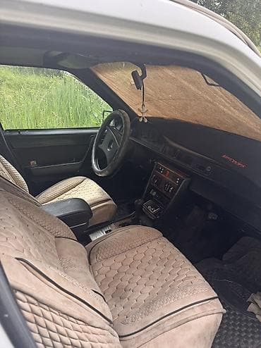 Mercedes-Benz W124: 1987 г., 2.9 л, Механика, Дизель, Универсал — 10