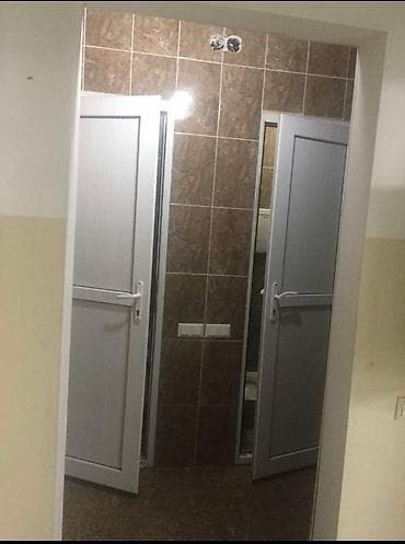 коммерческое здание: Сдается в аренду отдельно стоящее 2-этажное здание, общей площадью 600 — 10