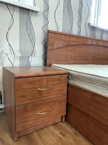 мебель из древесины: Спальный гарнитур, Б/у, Двуспальная кровать, Шкаф, Трюмо, Самовывоз, цвет - Коричневый — 3