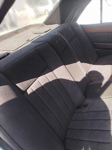 морда спринтер 906: Mercedes-Benz W124: 1990 г., 2.3 л, Механика, Бензин, Седан — 5