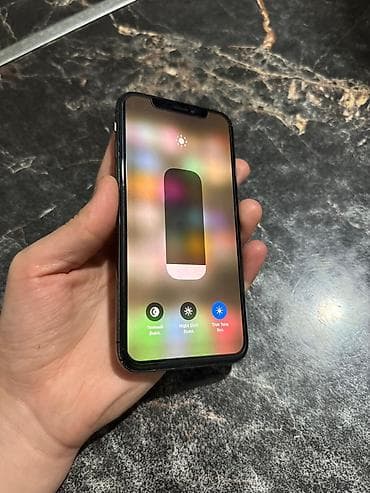 IPhone X, Б/у, 64 ГБ, Space Gray, Защитное стекло, 70 %