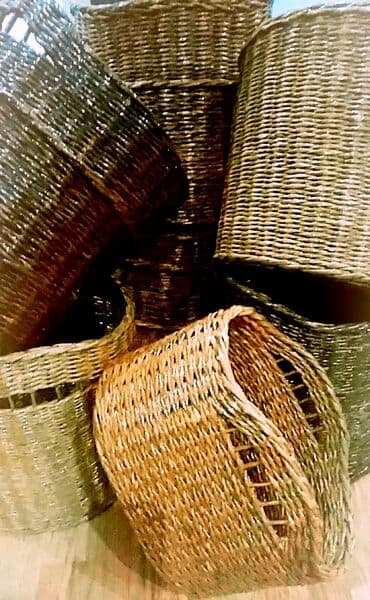 Корзины из бумажной лозы. Продаю готовые. 1700 сом. В районе бывшего at lalafo.kg Корзины из бумажной лозы. Продаю готовые. 1700 сом. В районе бывшего