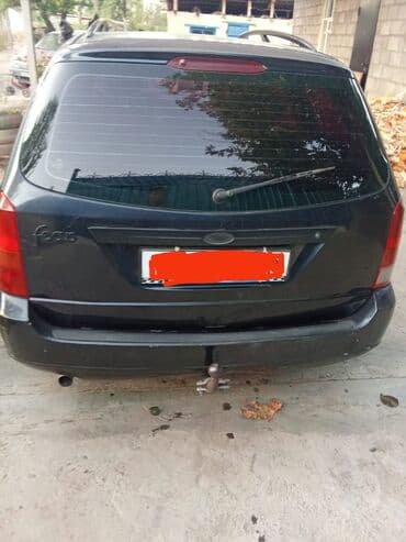 Ford Focus: 2001 г., 1.8 л, Механика, Бензин, Универсал