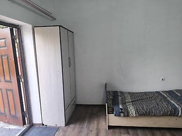 купить комнату студию: Сдаётся небольшая комната-студия. - Планировка: единое помещение с — 2