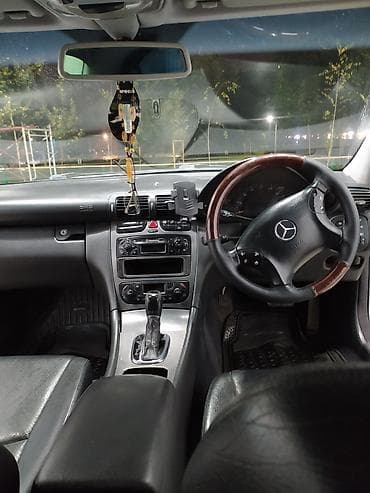 Mercedes-Benz C-Class: 2002 г., 2.6 л, Автомат, Бензин, Седан — 5