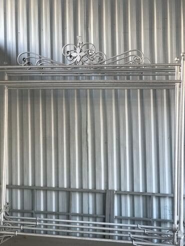 кованая вешалка напольная: Продаём кронштейны - кованные ручная работа — 1