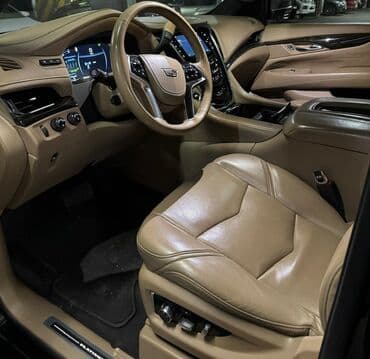 cadillac: Cadillac Escalade: 2021 г., 0.5 л, Автомат, Бензин, Внедорожник — 5