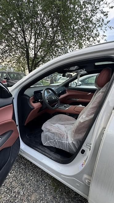 Changan: Changan CS75 Plus: 2025 г., 1.5 л, Автомат, Бензин, Кроссовер — 2