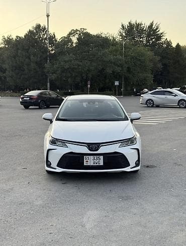 Продажа авто: Toyota Corolla: 2019 г., 1.8 л, Автомат, Гибрид, Седан — 1