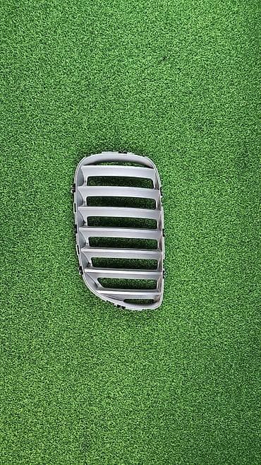 х5: 5113 7 —-124 —-815 Е53 рест х5 Решётка на Ноздрю titan 2006год В — 1