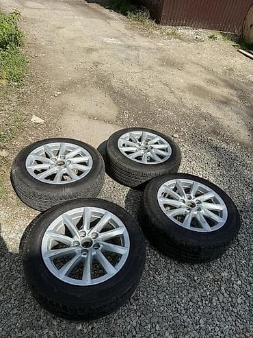 вентилятор авенсис: Колеса в сборе 215 / 55 / R 17, Лето, Б/у, Комплект, Легковые, Литые, отверстий - 5 — 2