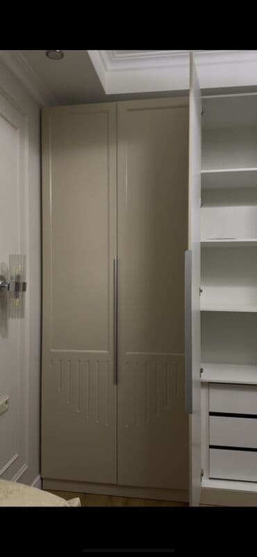тканевые шкаф: Шкаф-купе/распашной для спальни, 4‑дверный, современный дизайн. Высота — 2