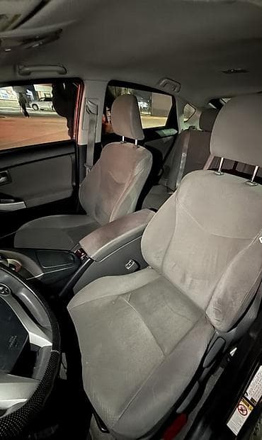 i vtec: Toyota Prius: 2014 г., 1.8 л, Автомат, Гибрид, Хэтчбэк — 5