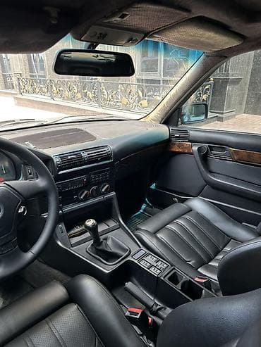 Транспорт: BMW 5 series: 1991 г., 2.8 л, Механика, Бензин, Седан — 3