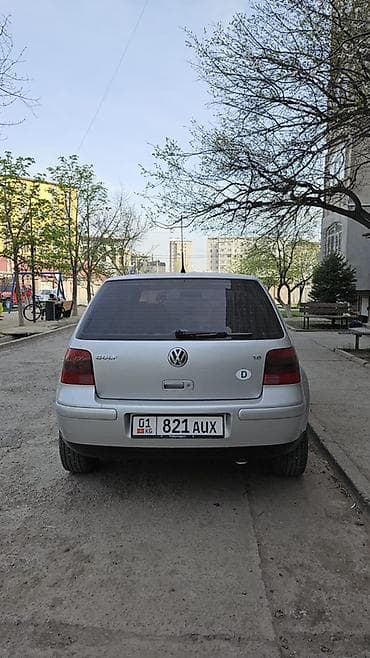 Volkswagen Golf: 2001 г., 1.6 л, Автомат, Бензин, Хэтчбэк
