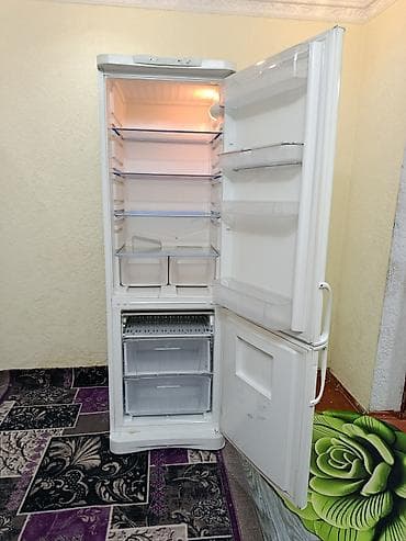 холодильник lj: Холодильник Indesit, Б/у, Двухкамерный, De frost (капельный), 60 * 190 * 60 — 6