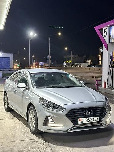 Hyundai Sonata: 2019 г., 2 л, Автомат, Газ, Седан