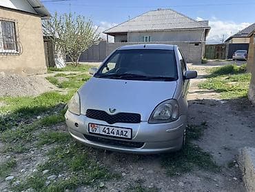 Toyota Vitz: 1999 г., 1 л, Автомат, Бензин