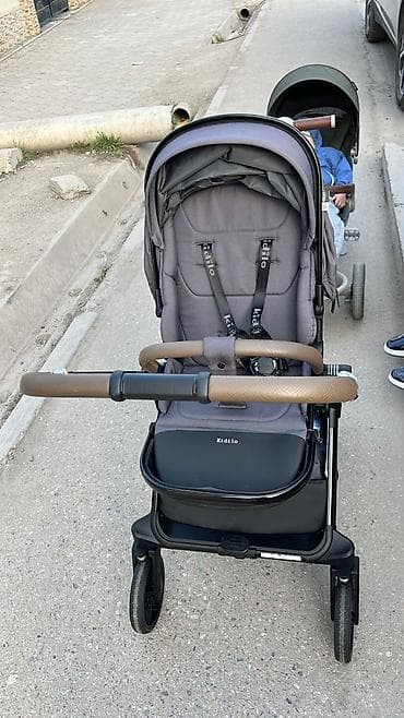 Детская прогулочная коляска Kidilo D900 - Компактная и маневренная, с