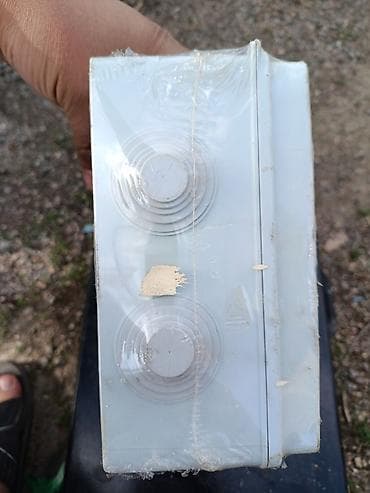 ящики большие: Пластиковый электрощит (распределительная коробка/шкаф) IP65 - — 4