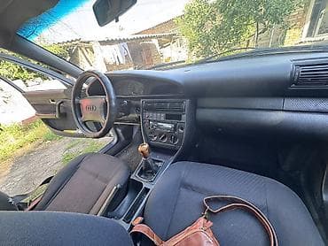 грузовой авто: Audi A6: 1995 г., 2.5 л, Механика, Дизель, Седан — 4
