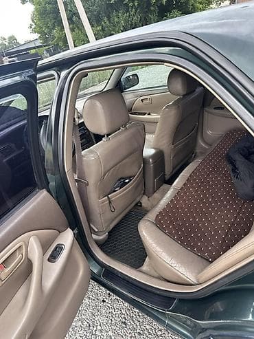 corolla 2016: Toyota Camry: 2000 г., 2.2 л, Автомат, Бензин, Седан — 6