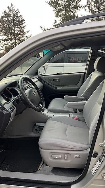9: Toyota Highlander: 2005 г., 3.3 л, Автомат, Бензин, Кроссовер — 5