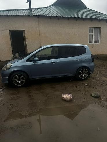 Honda Fit: 2003 г., 1.3 л, Автомат, Бензин, Хэтчбэк — 2