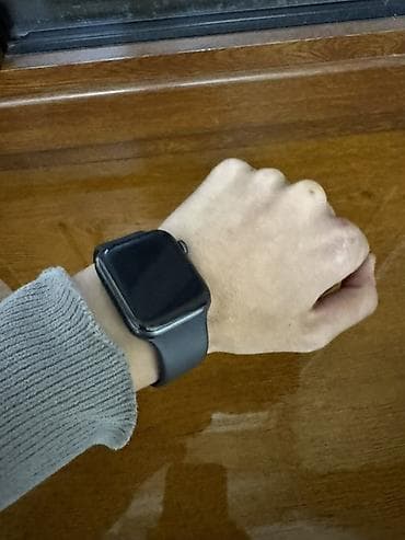 mi bent: Продаю 
Apple Watch SE 1
Состояние хорошее
Мини торг — 4
