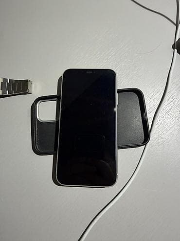 polaroid camera: IPhone 11, Б/у, 128 ГБ, Белый, Зарядное устройство, 62 % — 3