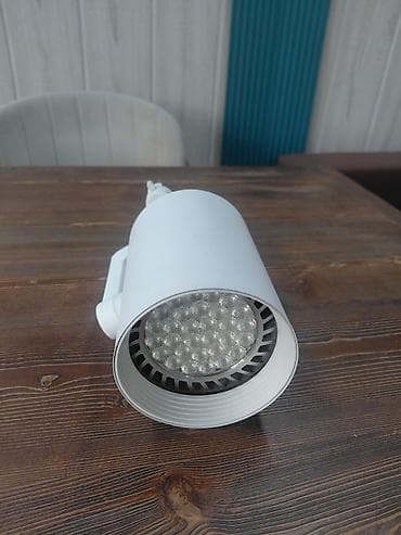 спот: Светильники трековые LED, белые - Комплект: алюминиевый трек (шина) и — 4