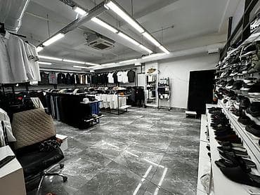 Балдар үчүн аттракциондор: Магазин мужской одежды и обуви - Ассортимент: футболки, поло, худи и — 1