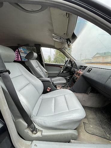 качан: Mercedes-Benz C-Class: 1994 г., 2 л, Кол менен иштөөчү, Бензин, Седан — 10