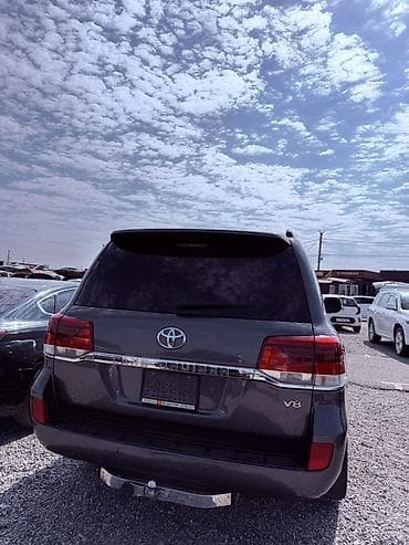 Toyota Land Cruiser: 2012 г., 4.6 л, Автомат, Бензин, Внедорожник — 5