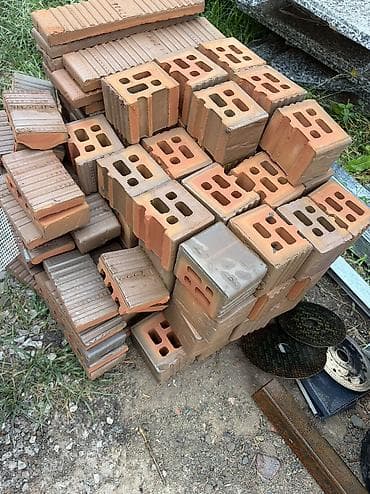 Брусчатка: Куски гранита камня и куски кирпича цена договорная — 2
