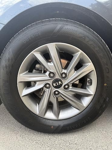 авто в такси: Kia K5: 2019 г., 2 л, Автомат, Газ, Седан — 6