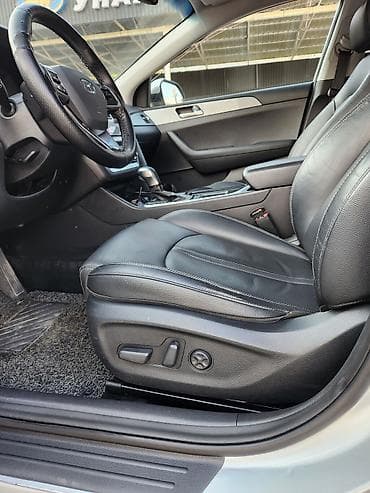 hyundai solaris i: Hyundai Sonata: 2019 г., 2 л, Автомат, Газ, Седан — 9