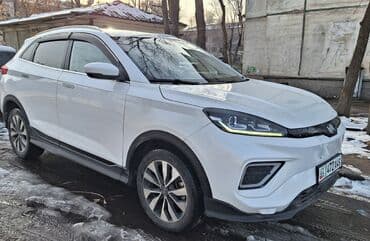 Weltmeister EX5, 2021 г., 61000 км, Передний