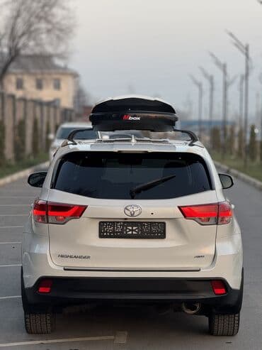 крутые машины: Toyota Highlander: 2019 г., 3.5 л, Автомат, Бензиновая, Внедорожник — 4