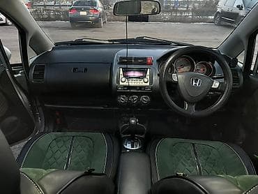 фит 2021: Honda Fit: 2002 г., 1.5 л, Автомат, Бензин, Хэтчбэк — 6