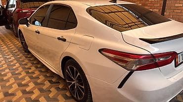 Toyota: Toyota Camry: 2018 г., 2.5 л, Автомат, Бензин, Седан — 2