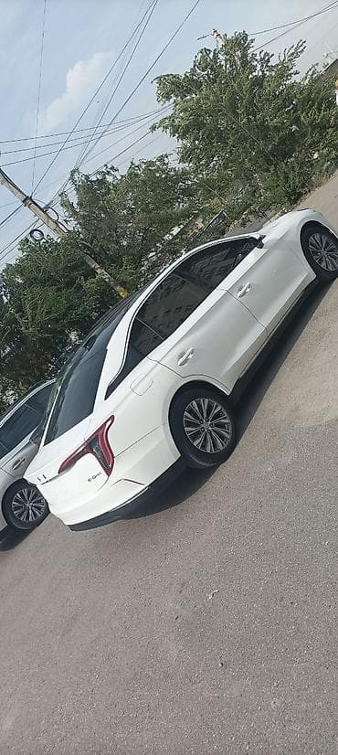hongqi e qm5 цена: Roewe : 2022 г., 5.5 л, Автомат, Электромобиль, Седан — 3