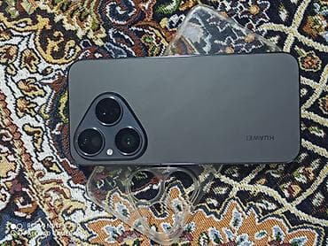 Huawei Pura 70 Ultra, Б/у, 256 ГБ, цвет - Черный, 2 SIM