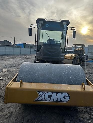 срочно требуется сварщик: Требуется Водитель спецтехники, Категория прав (C), На водовоз, 3-5 лет опыта, Полный рабочий день, Мужчина — 1