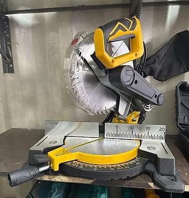 Пилы: Торцовочная пила ROLF TO P-255A Особенности: - Пильный диск — 2