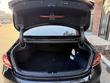 пониженный: Hyundai Grandeur: 2019 г., 2.4 л, Гибрид, Седан — 5