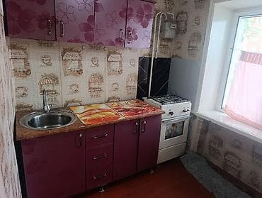 Недвижимость: 2‑комнатная квартира Планировка и помещения: - Отдельная кухня с — 3