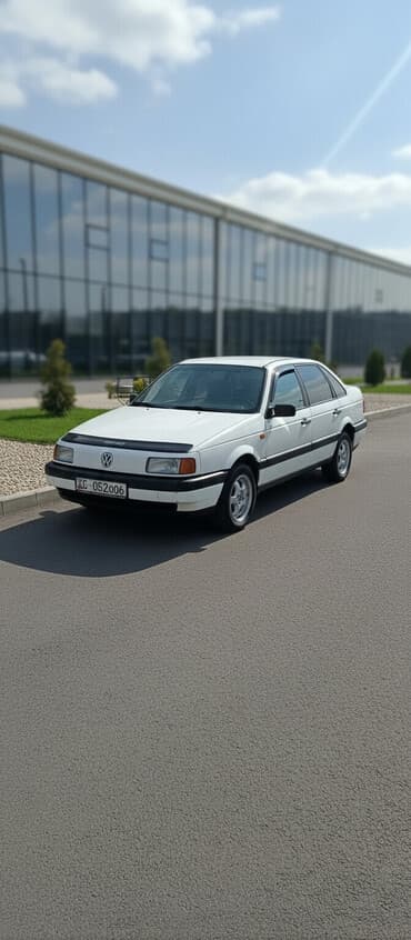 ковралин на авто: Volkswagen Passat: 1989 г., 1.8 л, Механика, Бензин, Седан — 1