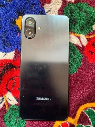 google pixel: Смартфон (черный корпус) - Плоские грани, компактный тонкий корпус. - — 6